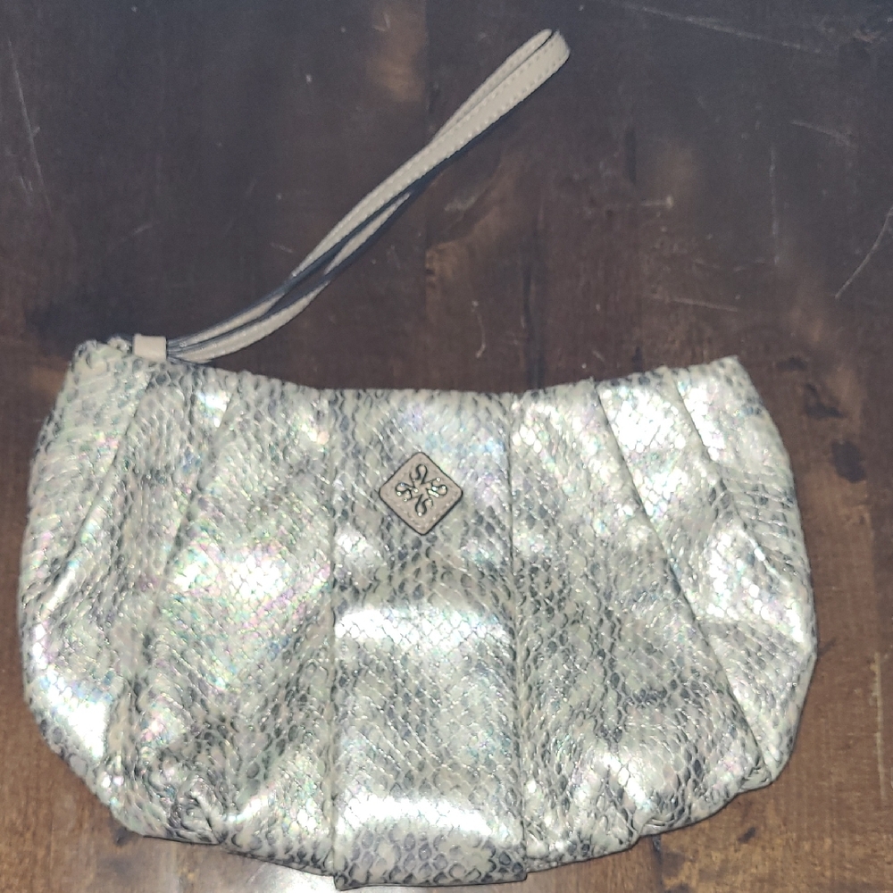 Simply Vera iridescent snakeskin print Clutch/Wristlet.